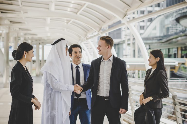 الحصول على ترخيص نشاط الاستقدام